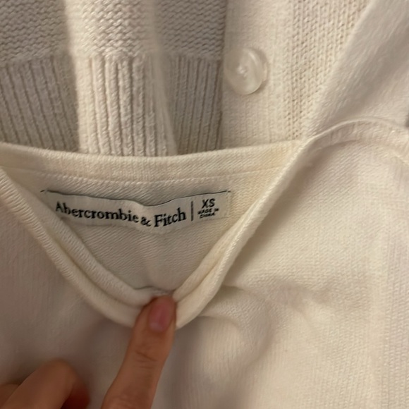 Abercrombie white sweater set - Picture 5 of 5